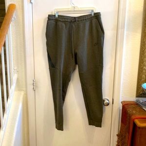 Nike Womenswear Sweat Pants size XL